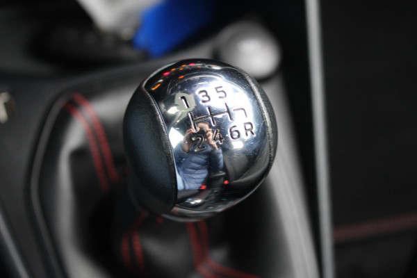 Ford Fiesta 1.0 EcoBoost ST-Line | Winterpack | 57.800 km.