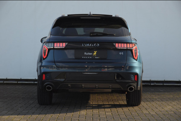 Lynk & Co 01 1.5 Lynk & Co 01 / 360 Camera / Adaptieve cruise control / Elektrische stoelen / BLIS / Stoelverwarming / Elektrische achterklep / Climate control / Parkeersensoren met camera / Regensensor / Keyless entry /