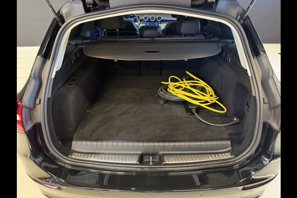 Mercedes-Benz C-Klasse Estate 300 e Luxury Line | Panoramadak | Sfeerverlichting | Elektr. trekhaak | Carplay | Burmester | Adaptive cruise