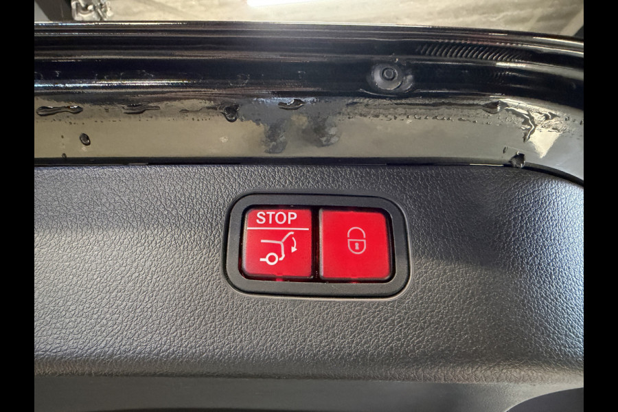 Mercedes-Benz C-Klasse Estate 300 e Luxury Line | Panoramadak | Sfeerverlichting | Elektr. trekhaak | Carplay | Burmester | Adaptive cruise