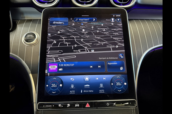 Mercedes-Benz C-Klasse Estate 300 e Luxury Line | Panoramadak | Sfeerverlichting | Elektr. trekhaak | Carplay | Burmester | Adaptive cruise