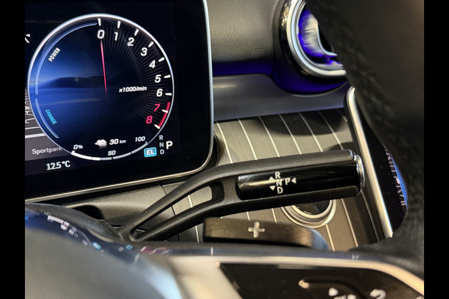 Mercedes-Benz C-Klasse Estate 300 e Luxury Line | Panoramadak | Sfeerverlichting | Elektr. trekhaak | Carplay | Burmester | Adaptive cruise