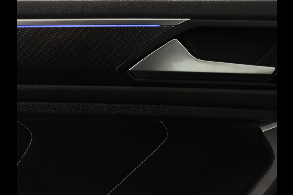 Volkswagen Tiguan 1.5 TSI R-Line | Stoelverwarming | Adaptive cruise | Matrix LED | Keyless | 19'' | Parkeerhulp | Virtual Cockpit | Carplay | Navigatie | Climate control