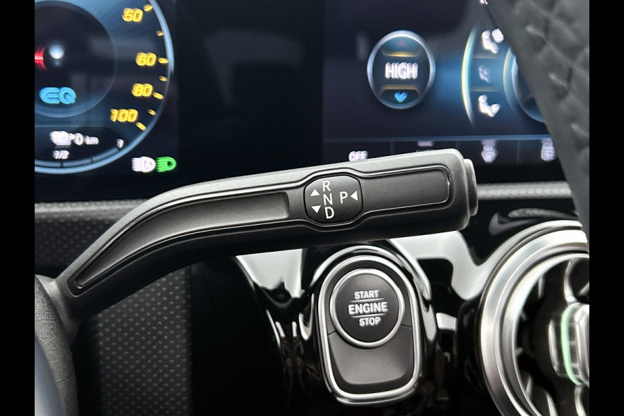 Mercedes-Benz A-Klasse 250 e Business Solution AMG Limited (Deal OnderH, Panorama, Memory Stoelen, SfeerV, Carplay, Navi, Etc)