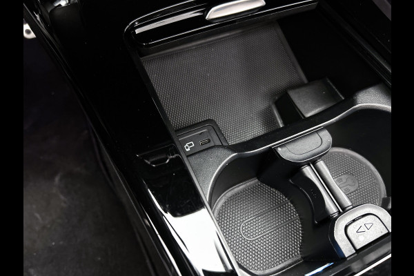 Mercedes-Benz A-Klasse 250 e Business Solution AMG Limited (Deal OnderH, Panorama, Memory Stoelen, SfeerV, Carplay, Navi, Etc)