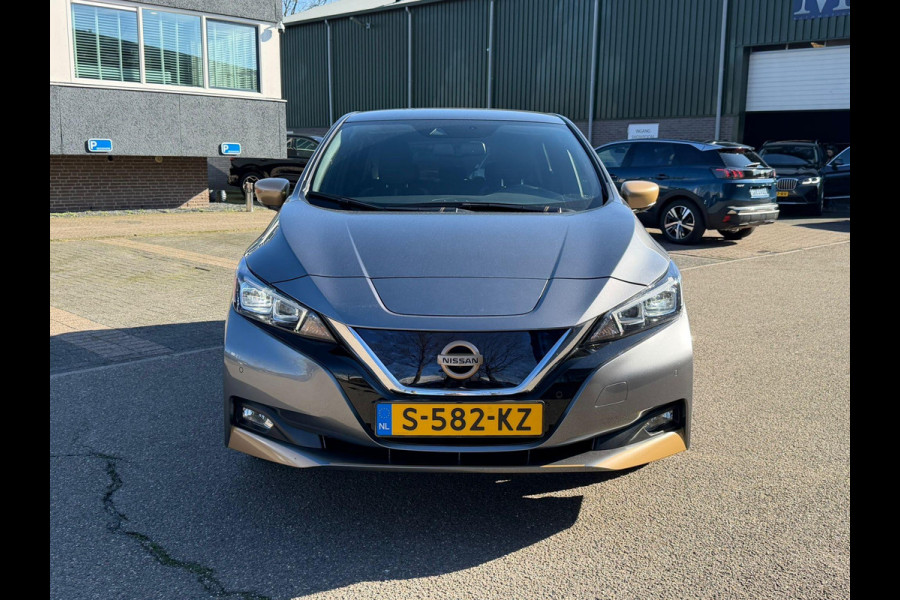 Nissan Leaf Tekna 40 kWh SOH 91%| WARMTEPOMP | BOSE AUDIO | STUUR + STOELVERWARMING VOOR EN ACHTER  | LEDEREN BEKLEDING | 360° CAMERA | DODEHOEKDETECTIE | NETTE COMPLETE AUTO | INCL. 12 MND BOVAG GARANTIE