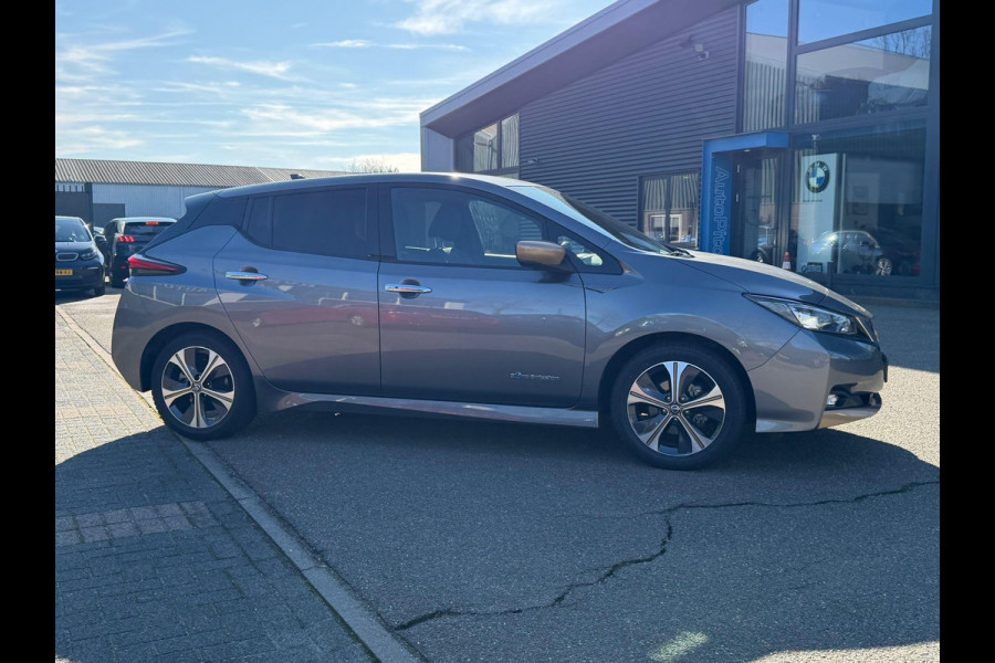 Nissan Leaf Tekna 40 kWh SOH 91%| WARMTEPOMP | BOSE AUDIO | STUUR + STOELVERWARMING VOOR EN ACHTER  | LEDEREN BEKLEDING | 360° CAMERA | DODEHOEKDETECTIE | NETTE COMPLETE AUTO | INCL. 12 MND BOVAG GARANTIE