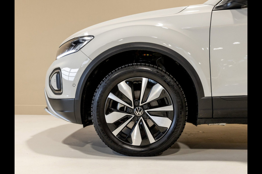 Volkswagen T-Roc 1.5 TSI Goal Edition / 150pk / Stoelverwarming / Dodehoek assistent / Parkeer assistent /