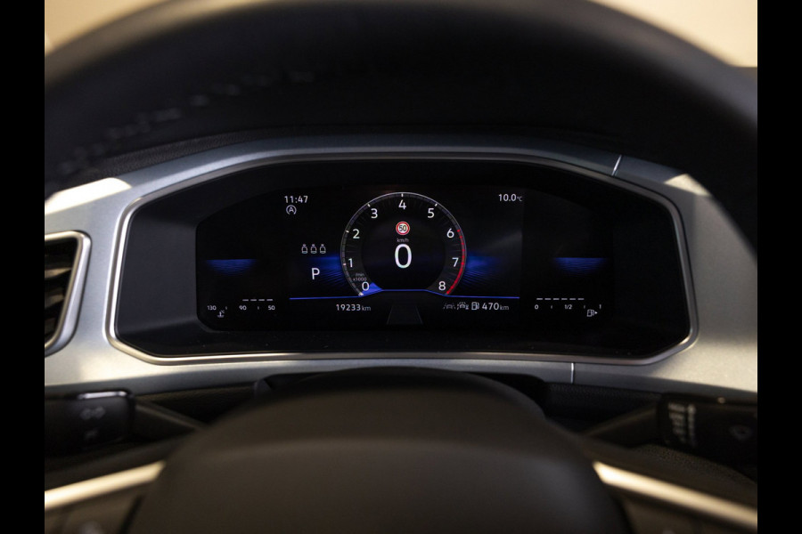 Volkswagen T-Roc 1.5 TSI Goal Edition / 150pk / Stoelverwarming / Dodehoek assistent / Parkeer assistent /