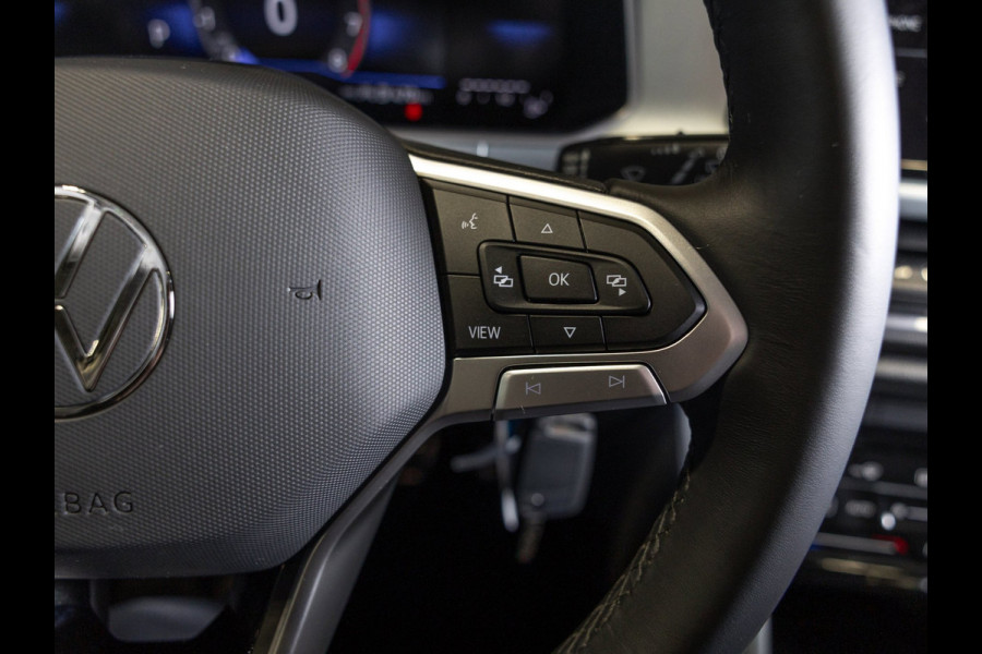 Volkswagen T-Roc 1.5 TSI Goal Edition / 150pk / Stoelverwarming / Dodehoek assistent / Parkeer assistent /