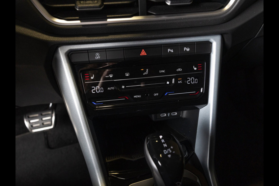 Volkswagen T-Roc 1.5 TSI Goal Edition / 150pk / Stoelverwarming / Dodehoek assistent / Parkeer assistent /