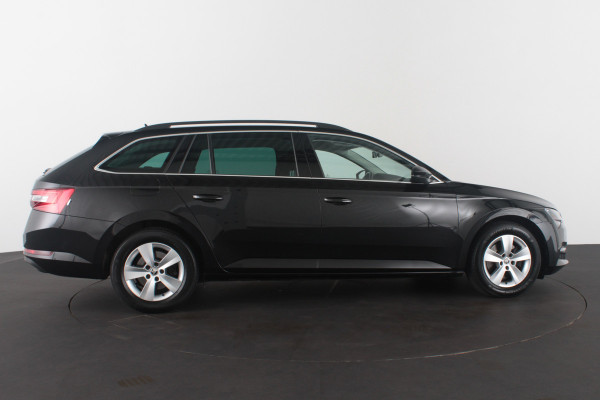 Škoda Superb Combi 2.0 TDI Business Edition Automaat/Camera/Adaptive Cruise Control (ACC)...