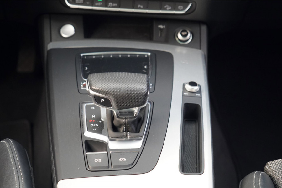 Audi Q5 55 TFSI e quattro Competition / S-Line / Pano / Camera / Head-Up / Side Assist / ACC / Elek. Klep