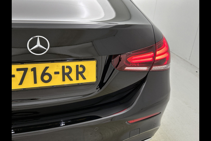 Mercedes-Benz A-Klasse 250 e Business Solution AMG Limited (Goed OnderH, SfeerV, Carplay, Lane Assist, Navi, StoelV, Etc)