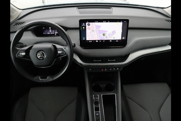 Škoda ENYAQ iV 60 | Trekhaak | Carplay | Camera | Half leder | Navigatie | Parkeerhulp | Sfeerverlichting | Cruise control | Full LED | 19'' | Climate control