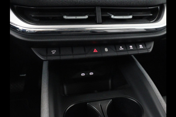 Škoda ENYAQ iV 60 | Trekhaak | Carplay | Camera | Half leder | Navigatie | Parkeerhulp | Sfeerverlichting | Cruise control | Full LED | 19'' | Climate control