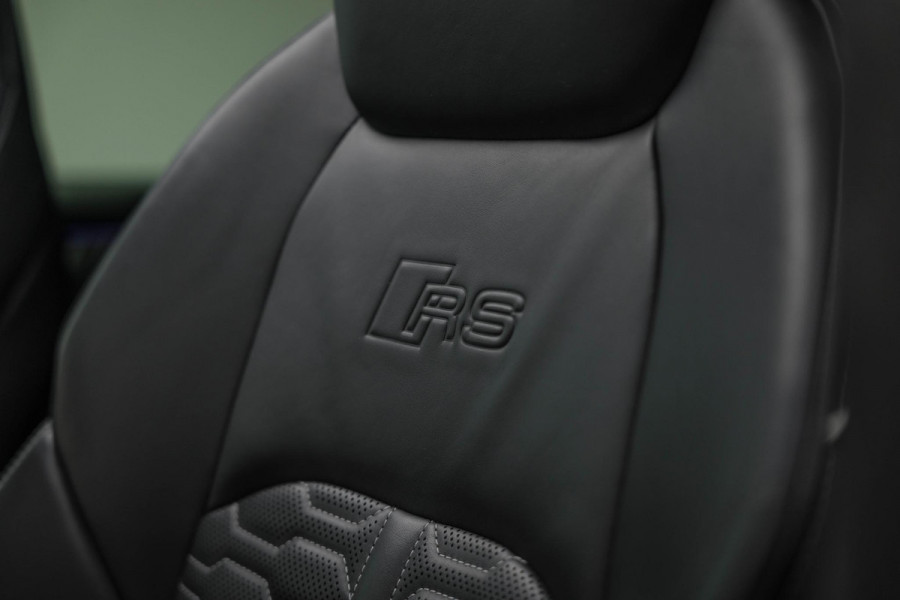 Audi RS6 4.0 TFSI quattro |Pano|Keramisch|Dynamic+|B&O|Nightvision|HUD|