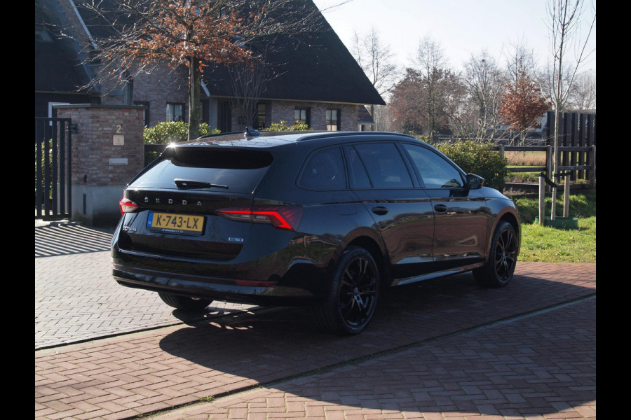 Škoda Octavia Combi 1.0 e-TSI Business Edition | DSG - Automaat | Black Optic | Camera | 18 Inch Zwarte Velgen | NL-Auto |