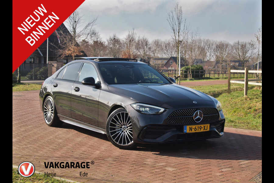Mercedes-Benz C-Klasse 180 AMG Line | AMG-Pakket | Panoramadak | Camera | Sfeerverlichting | Burmester | NL-Auto |