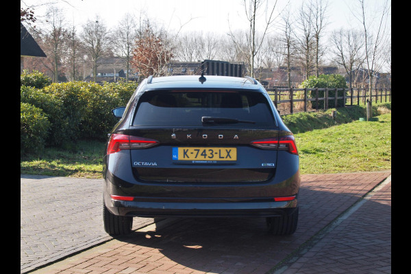 Škoda Octavia Combi 1.0 e-TSI Business Edition | DSG - Automaat | Black Optic | Camera | 18 Inch Zwarte Velgen | NL-Auto |
