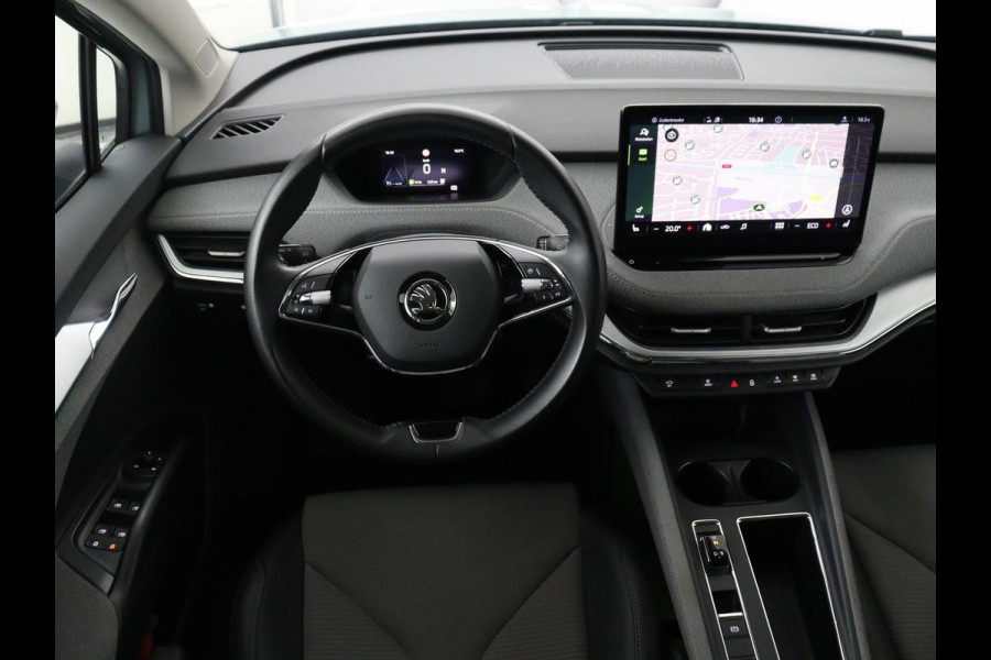 Škoda ENYAQ iV 60 | Warmtepomp | Stoelverwarming | Camera | Keyless | Carplay | Navigatie | Half leder | Full LED | Cruise control | Parkeerhulp | Sfeerverlichting