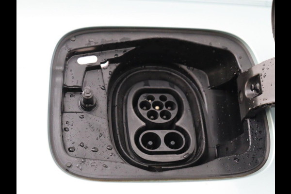 Škoda ENYAQ iV 60 | Warmtepomp | Stoelverwarming | Camera | Keyless | Carplay | Navigatie | Half leder | Full LED | Cruise control | Parkeerhulp | Sfeerverlichting