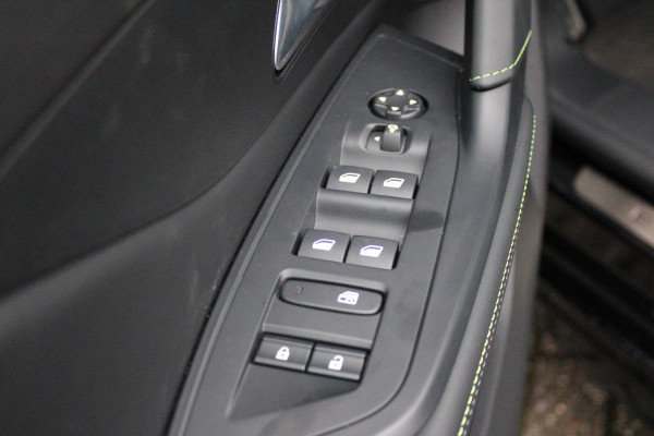 Peugeot 308 SW 1.2 130PK AUTOMAAT GT PACK BUSINESS | ELEKTRISCHE STOEL MET GEHEUGEN FUNCTIE | STOEL/STUUR VERWARMING | ELEKTRISCHE ACHTERKLEP | 360° CAMERA | KEYLESS ENTRY/START | ADAPTIVE CRUISE CONTROL | 19" LICHTMETALEN VELGEN | DRAADLOZE TELEFOONLADER | DRAADLOZE APPLE CARPLAY/ANDROID AUTO | NAVIGATIE | ALCANTARA BEKLEDING | DAB+ RADIO | DODEHOEK DETECTIE | VERWARMBARE VOORRUIT |
