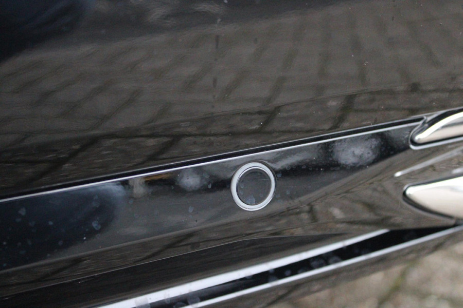 Peugeot 308 SW 1.2 130PK AUTOMAAT GT PACK BUSINESS | ELEKTRISCHE STOEL MET GEHEUGEN FUNCTIE | STOEL/STUUR VERWARMING | ELEKTRISCHE ACHTERKLEP | 360° CAMERA | KEYLESS ENTRY/START | ADAPTIVE CRUISE CONTROL | 19" LICHTMETALEN VELGEN | DRAADLOZE TELEFOONLADER | DRAADLOZE APPLE CARPLAY/ANDROID AUTO | NAVIGATIE | ALCANTARA BEKLEDING | DAB+ RADIO | DODEHOEK DETECTIE | VERWARMBARE VOORRUIT |