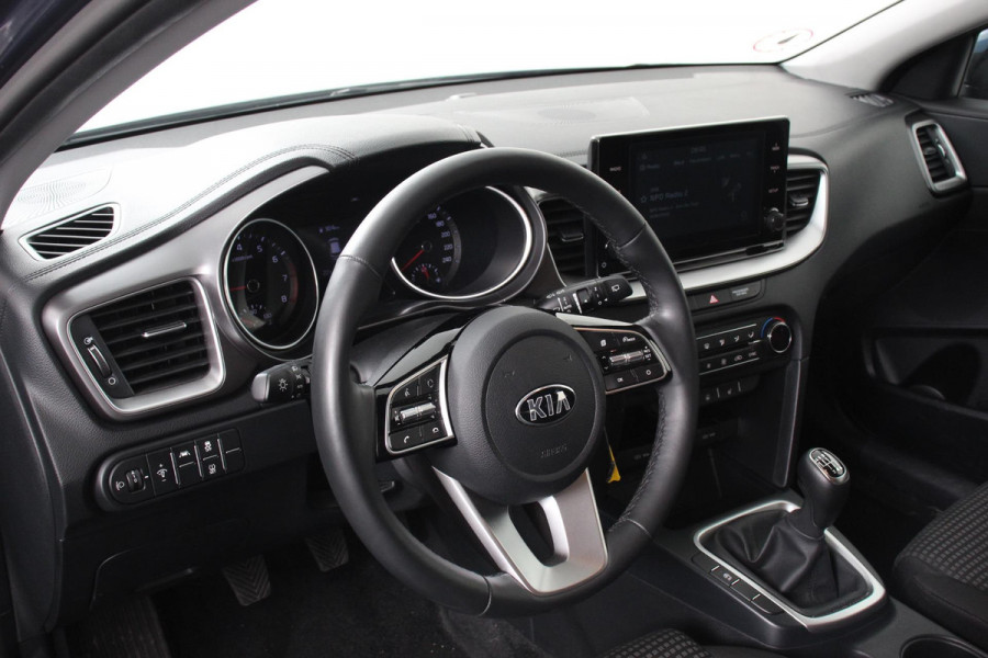 Kia Ceed 1.0 T-GDi 120pk Vision | Navigatie | Apple Carplay/Android Auto | Climate Control | Cruise control | Camera | Extra Getint Glas | DAB