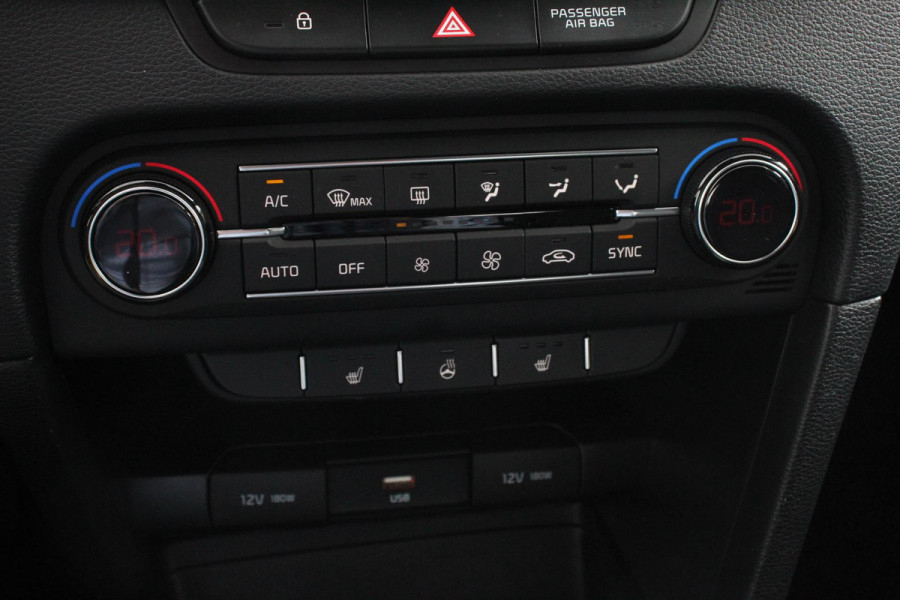 Kia Ceed 1.0 T-GDi 120pk Vision | Navigatie | Apple Carplay/Android Auto | Climate Control | Cruise control | Camera | Extra Getint Glas | DAB