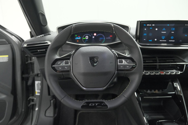 Peugeot e-2008 EV GT 50 kWh | 3 Fase Laadfunctie | Schuif-/Kanteldak | Alcantara Pakket | Camera | Apple Carplay