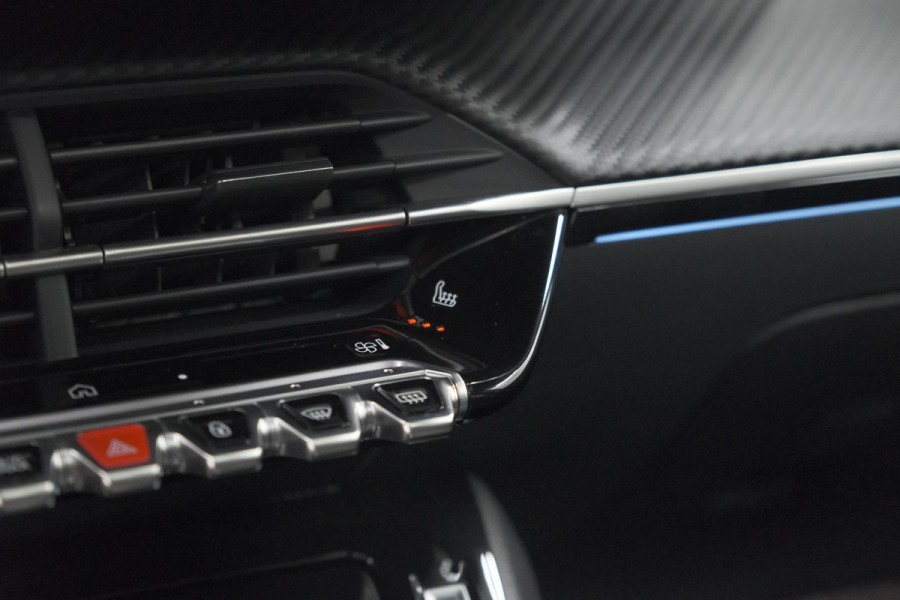 Peugeot e-2008 EV GT 50 kWh | 3 Fase Laadfunctie | Schuif-/Kanteldak | Alcantara Pakket | Camera | Apple Carplay
