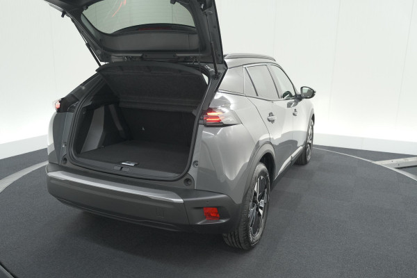 Peugeot e-2008 EV GT 50 kWh | 3 Fase Laadfunctie | Schuif-/Kanteldak | Alcantara Pakket | Camera | Apple Carplay