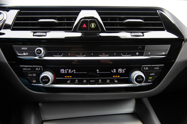 BMW 5 Serie 530i Executive | Head-up | Standkachel | Carplay