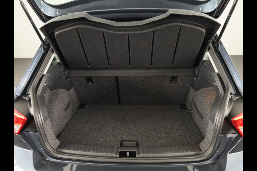 Seat Ibiza 1.0 EcoTSI Style 95 pk | Verlengde garantie | Navigatie via App | Parkeersensoren achter | Apple Carplay/Android Auto |