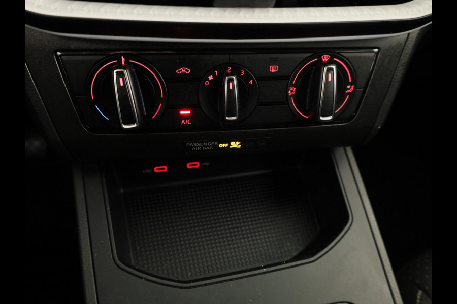 Seat Ibiza 1.0 EcoTSI Style 95 pk | Verlengde garantie | Navigatie via App | Parkeersensoren achter | Apple Carplay/Android Auto |