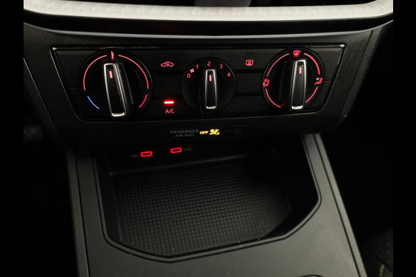 Seat Ibiza 1.0 EcoTSI Style 95 pk | Verlengde garantie | Navigatie via App | Parkeersensoren achter | Apple Carplay/Android Auto |