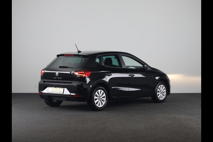 Seat Ibiza 1.0 TSI Style Business Intense 95 pk | Navigatie | Parkeersensoren | Achteruitrijcamera | Cruise control |