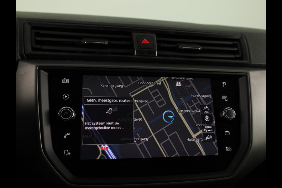 Seat Ibiza 1.0 TSI Style Business Intense 95 pk | Navigatie | Parkeersensoren | Achteruitrijcamera | Cruise control |