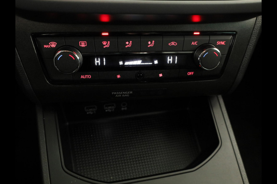 Seat Ibiza 1.0 TSI Style Business Intense 95 pk | Navigatie | Parkeersensoren | Achteruitrijcamera | Cruise control |