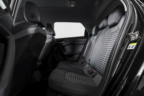 Audi A1 Sportback 25 TFSI 95 PK S edition - Automaat | S-Line | Sonos Audio | Dig.Cockpit | Cruise | PDC | App.Connect | Auto.Airco | LM 17" |