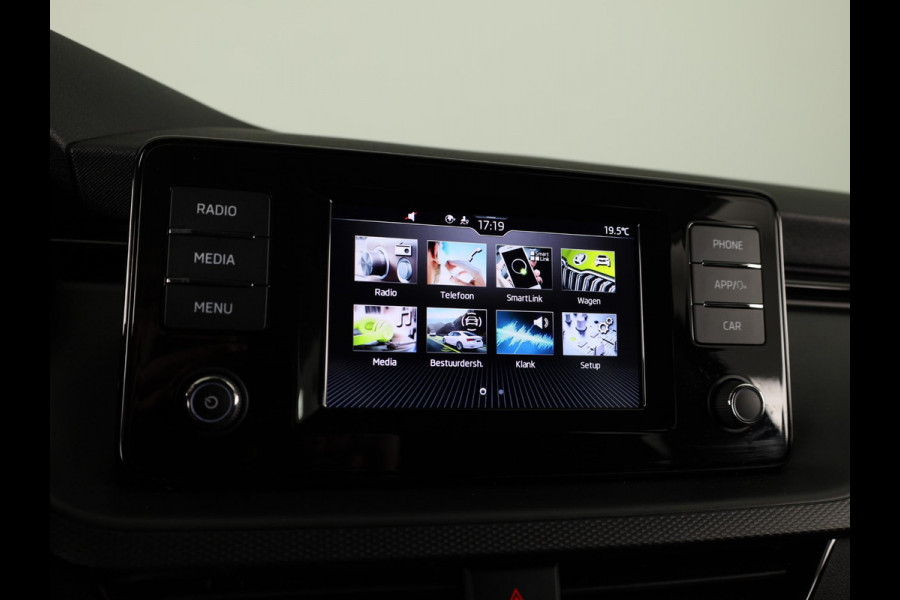 Škoda SCALA 1.0 TSI Ambition 110pk | Verlengde garantie | Navigatie via app | Cruise controle | Airconditioning | 16 inch Lichtmetalen velgen |