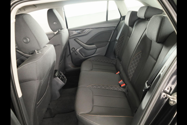 Škoda SCALA 1.0 TSI Ambition 110pk | Verlengde garantie | Navigatie via app | Cruise controle | Airconditioning | 16 inch Lichtmetalen velgen |