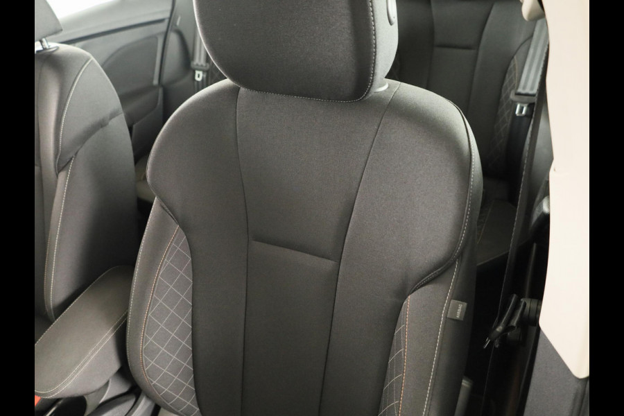 Škoda SCALA 1.0 TSI Ambition 110pk | Verlengde garantie | Navigatie via app | Cruise controle | Airconditioning | 16 inch Lichtmetalen velgen |