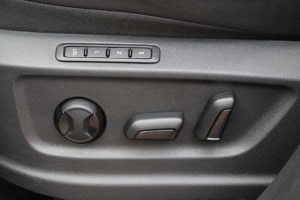 Škoda Kodiaq 1.5 TSI Sportline Business org. NL-auto half-leer+el+mem+vw+stuur a-camera digitaal-dashboard
