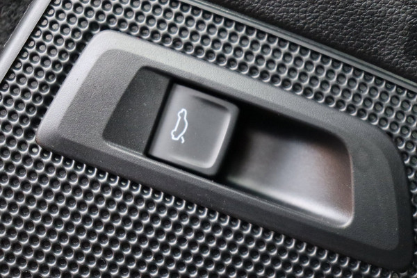 Škoda Kodiaq 1.5 TSI Sportline Business org. NL-auto half-leer+el+mem+vw+stuur a-camera digitaal-dashboard