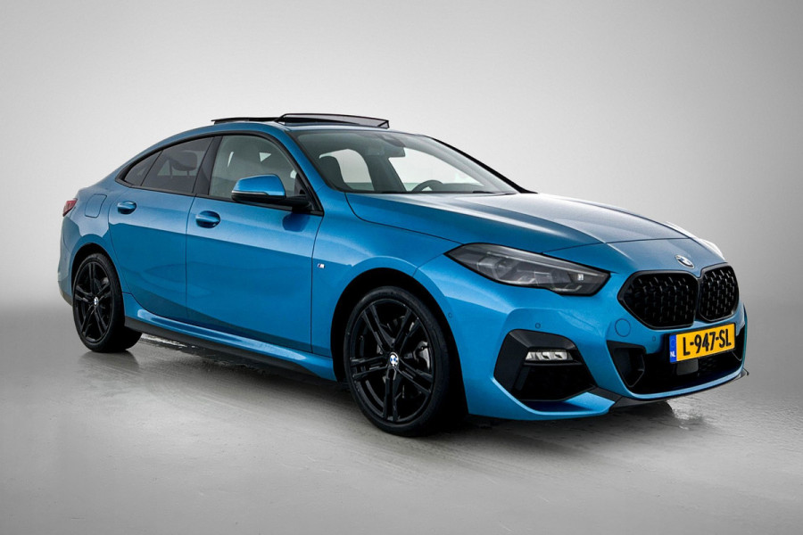 BMW 2 Serie Gran Coupé 220i M-sport Business Edition Plus(NL-auto, Dealer OndH, Panorama, Schaalstoelen, Stoelv, Camera, PDC V+A)