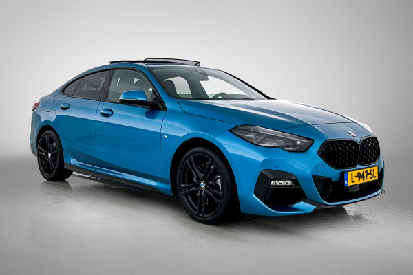 BMW 2 Serie Gran Coupé 220i M-sport Business Edition Plus(NL-auto, Dealer OndH, Panorama, Schaalstoelen, Stoelv, Camera, PDC V+A)