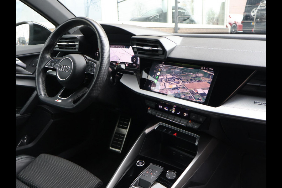 Audi A3 Limousine 35 TFSI 150 PK S-LINE EDITION + VIRTUAL COCKPIT | TREKHAAK | ADAPTIEVE CRUISE | SPORTSTOELEN