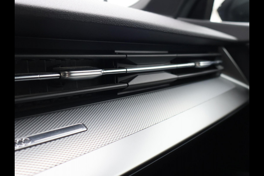 Audi A3 Limousine 35 TFSI 150 PK S-LINE EDITION + VIRTUAL COCKPIT | TREKHAAK | ADAPTIEVE CRUISE | SPORTSTOELEN
